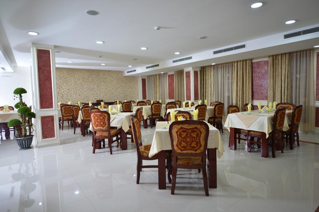 Hotel Gold Skopje Eksteriør billede