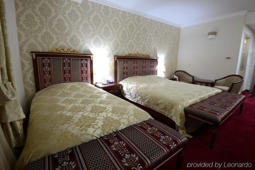 Hotel Gold Skopje Eksteriør billede